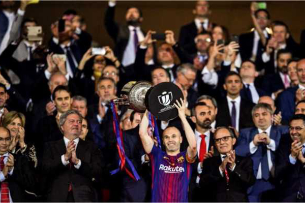 Ernesto Valverde Mengaku Puas Barcelona Dengan Dua Piala